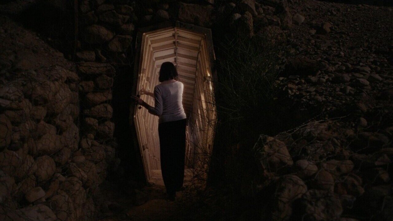 Tropicana Movie Screenshot 1