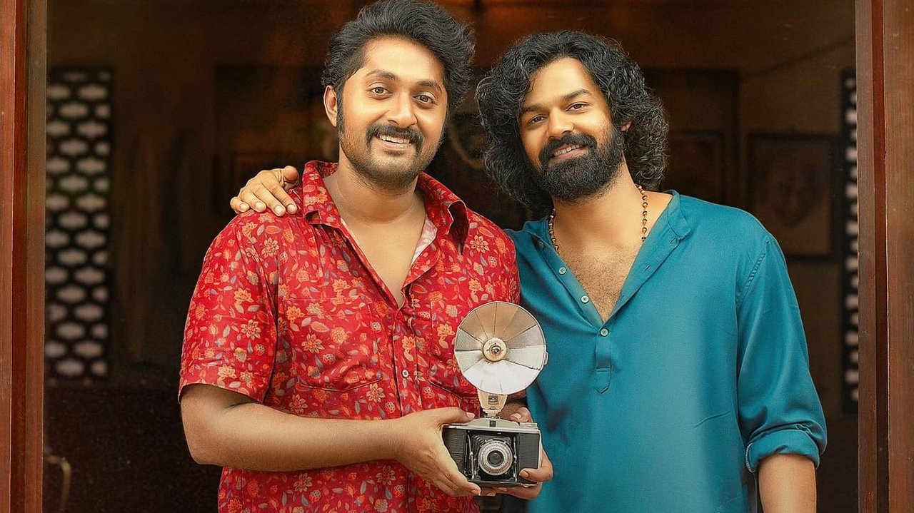 Varshangalkku Shesham Movie Screenshot 1
