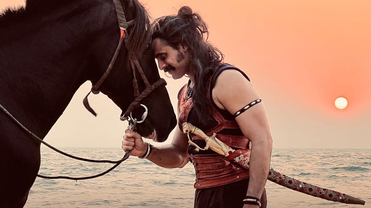 A.R.M Movie Screenshot 2