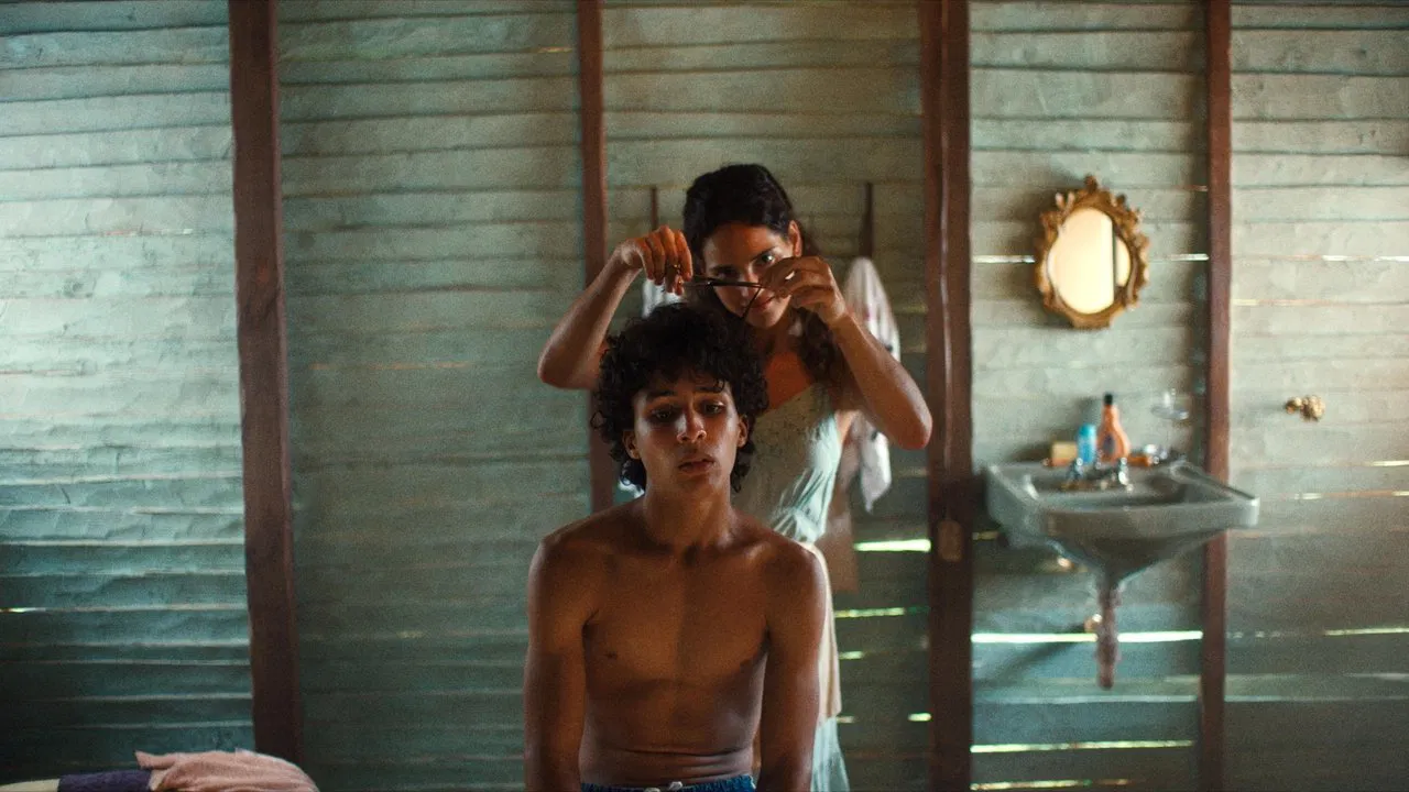 Los Frikis Movie Screenshot 1