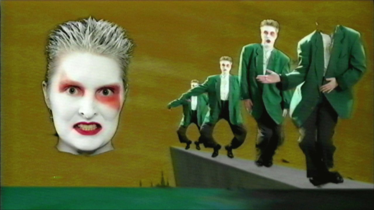 Bodyguard Movie Screenshot 1