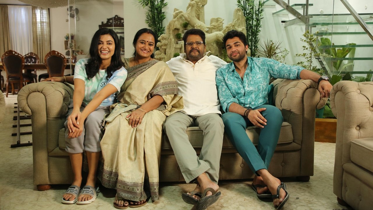 Sila Nerangalil Sila Manidhargal Movie Screenshot 1