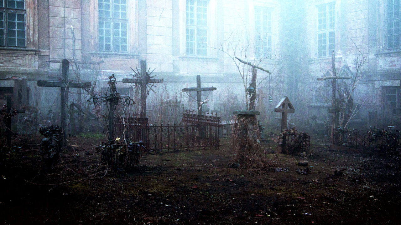 Hellhole Movie Screenshot 1